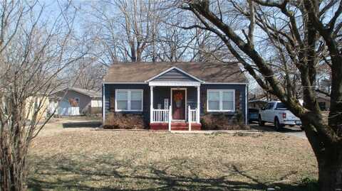 604 N Main Street, Charleston, MO 63834