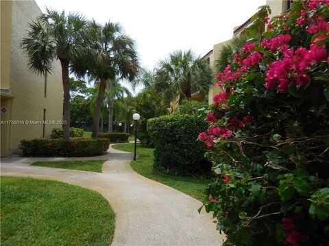 733 SE 1st Way, Deerfield Beach, FL 33441