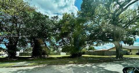 18095 SW 104 ave, Miami, FL 33157