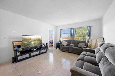2950 NE 201st Ter, Aventura, FL 33180