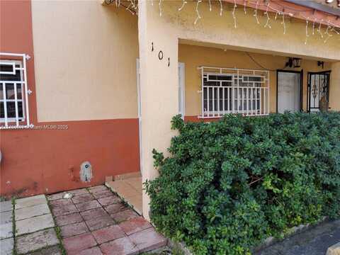7673 W 29th Ln, Hialeah, FL 33018