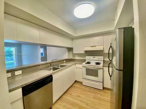 430 S Park Rd, Hollywood, FL 33021