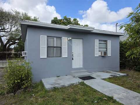 undefined, Hollywood, FL 33023