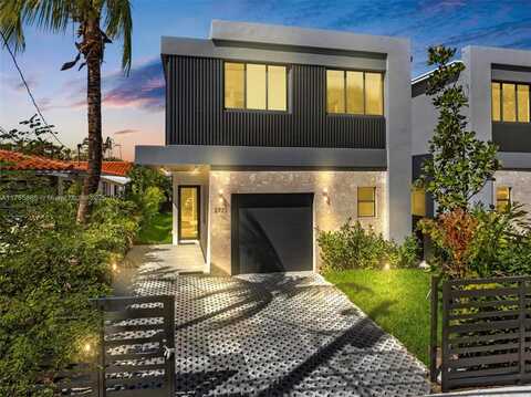 2772 SW 32 Ct, Miami, FL 33133
