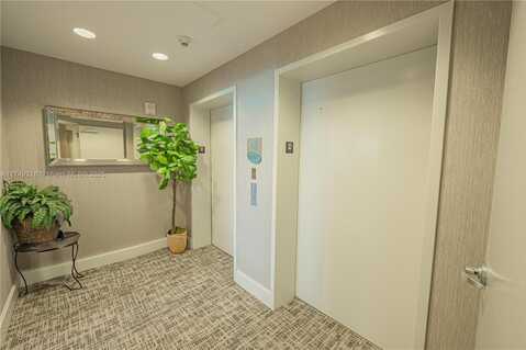18201 Collins Ave, Sunny Isles Beach, FL 33160