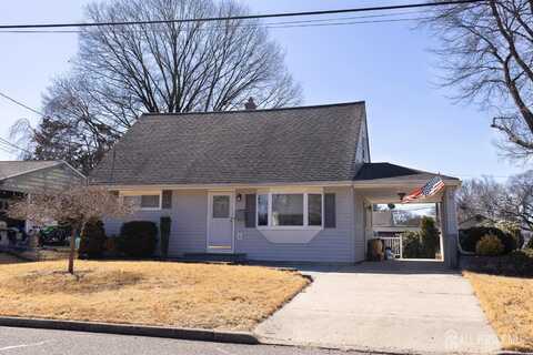 401 Decatur Avenue, Middlesex, NJ 08846