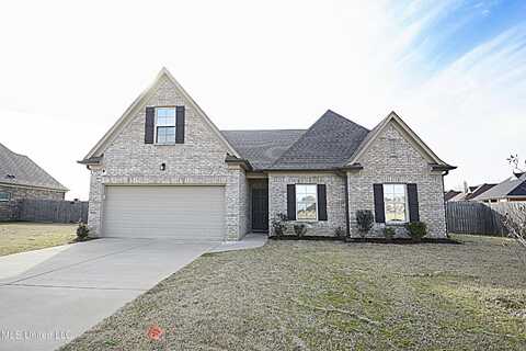 5207 Sweetwater Drive, Southaven, MS 38672