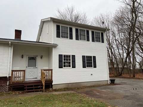 27 East Av, Seekonk, MA 02771