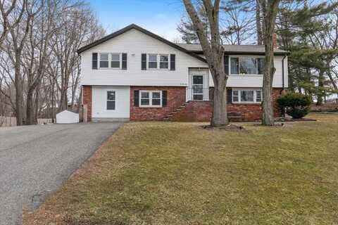 214 Park St, Stoneham, MA 02180
