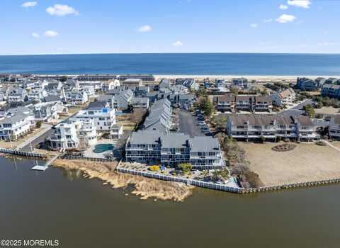 5 Island View Way, Sea Bright, NJ 07760