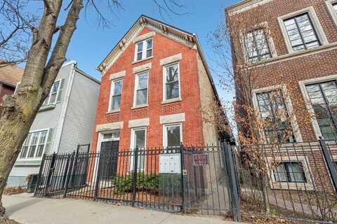 2233 N Southport Avenue, Chicago, IL 60614