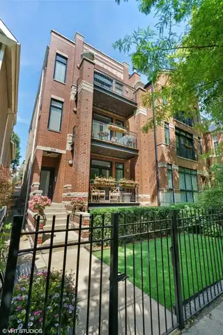 2620 N Mildred Avenue, Chicago, IL 60614