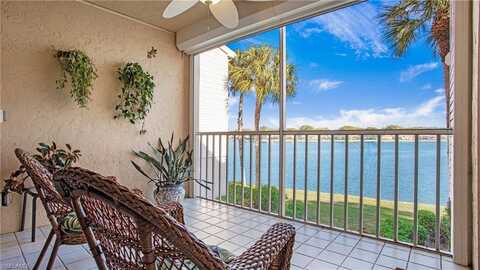 2711 Citrus Lake, NAPLES, FL 34109
