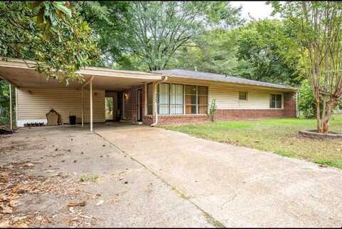 2304 Torrey St., Tupelo, MS 38801