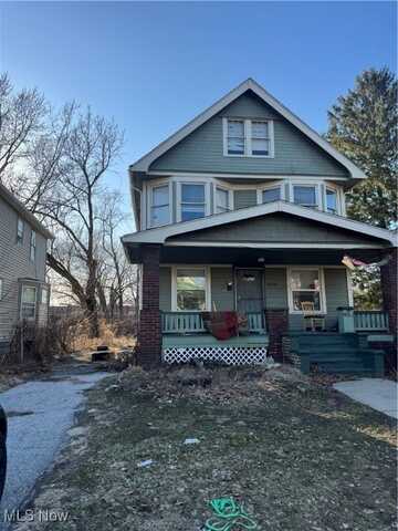 1438 E 133rd Street, East Cleveland, OH 44112