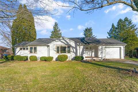 409 Golf Drive SE, Brookfield, OH 44403