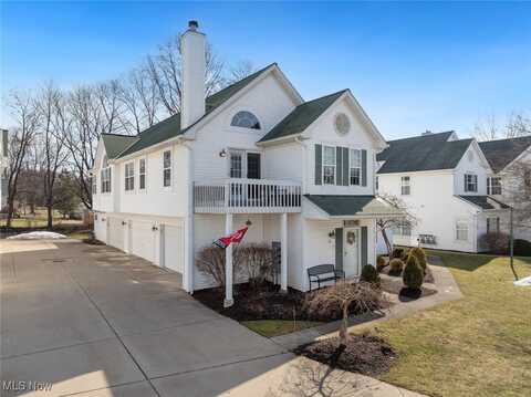 42 Vista 35A Circle, North Olmsted, OH 44070