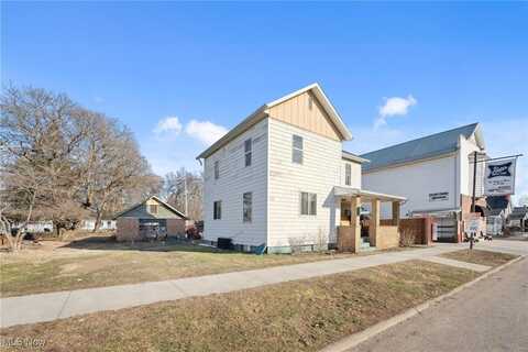 133 S Main Street, Tuscarawas, OH 44629