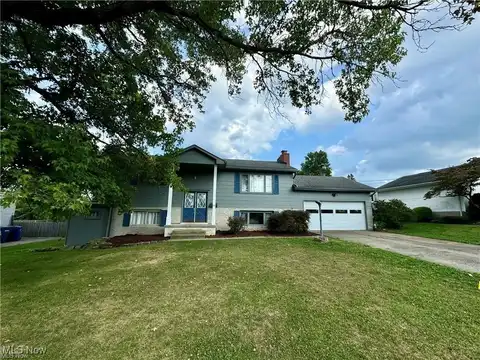 351 Center Street, Hubbard, OH 44425