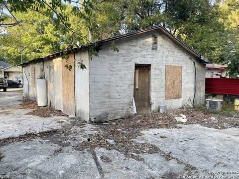330 Sterling, San Antonio, TX 78220