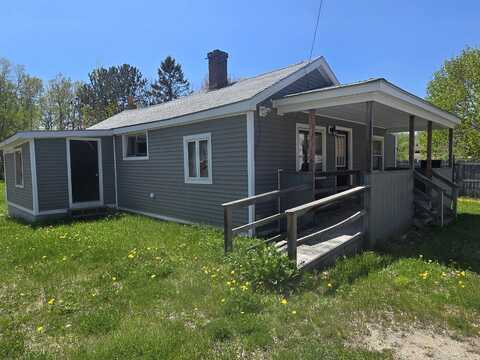 56 Pershing Avenue, Berlin, NH 03570