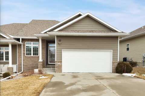 6719 Timberline Circle, Sioux City, IA 51106