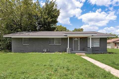 309 E Travis Street, Italy, TX 76651