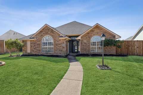 1405 Mapleview Drive, Carrollton, TX 75007