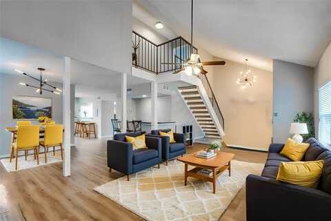 2520 Via Avenida Drive, Carrollton, TX 75006