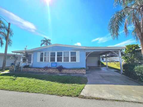 601 Plaza Del Sol, North Fort Myers, FL 33917