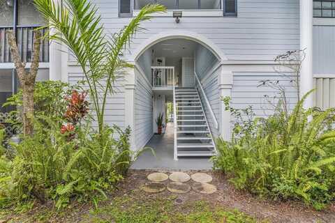 935 NE 199th St, Miami, FL 33179