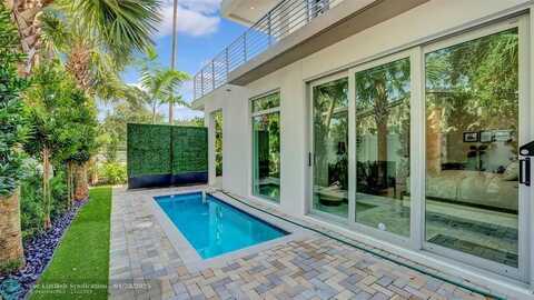 5 SE 11th Ave, Fort Lauderdale, FL 33301