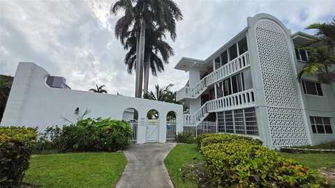 161 NE 10th Ave, Hallandale Beach, FL 33009