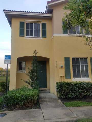 6050 SW 19th Ct, North Lauderdale, FL 33068