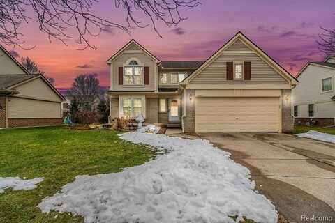 42989 BROOKSTONE Drive, Novi, MI 48377