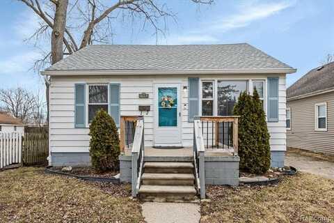 23082 SHAKESPEARE Avenue, Eastpointe, MI 48021