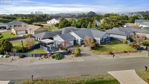 3220 NATALIE WAY, Bandon, OR 97411