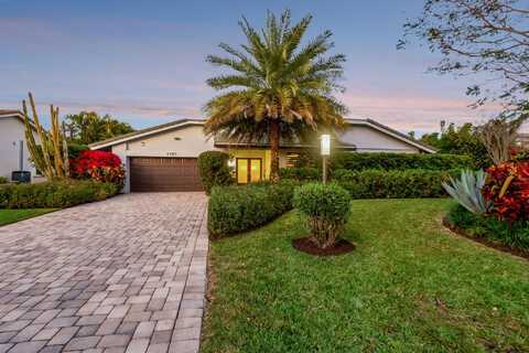 4787 Pineview Circle, Delray Beach, FL 33445