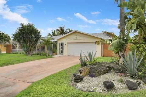 6821 19th Drive S, Lake Worth, FL 33462