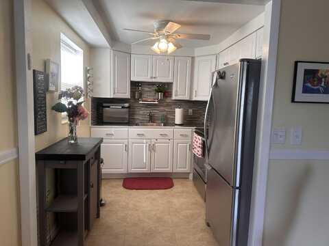 737 Flanders, Delray Beach, FL 33484