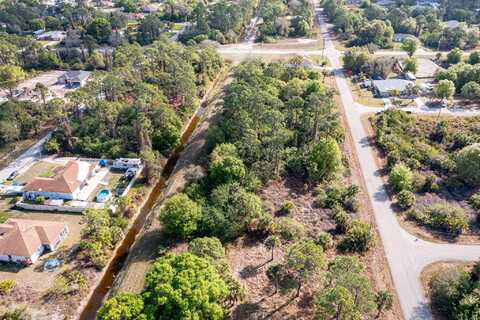 773 Cadis Street E, Lehigh Acres, FL 33974