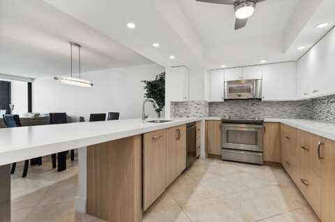 4748 S Ocean Boulevard, Highland Beach, FL 33487