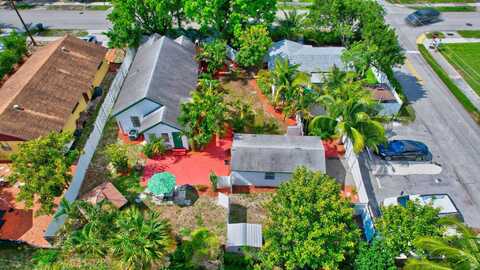 315 NW 2nd Street NW, Delray Beach, FL 33444