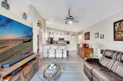 5670 Swaying Palm Lane, Boynton Beach, FL 33437