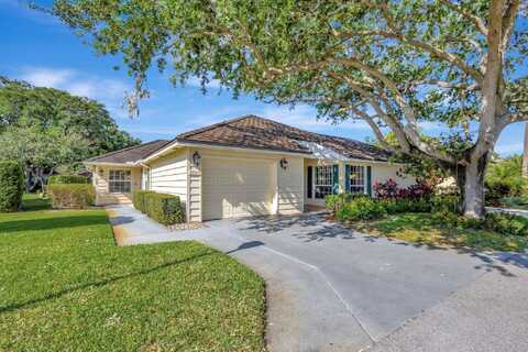 11344 Briarwood Place, North Palm Beach, FL 33408