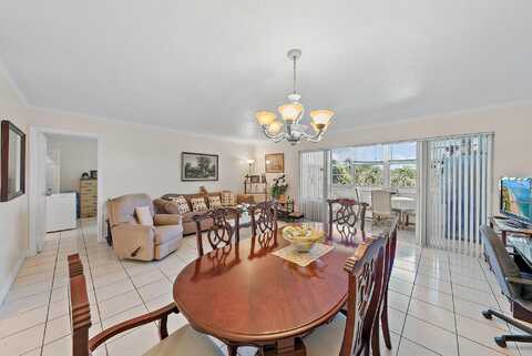 225 Bonnie Boulevard, Palm Springs, FL 33461
