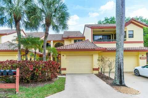 5295 10th Fairway Drive, Delray Beach, FL 33484