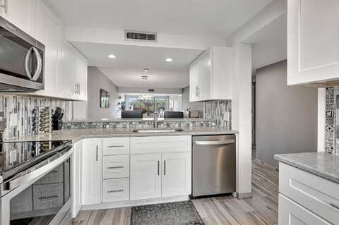 6025 Balboa Circle, Boca Raton, FL 33433
