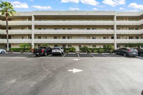 3178 Via Poinciana, Lake Worth, FL 33467