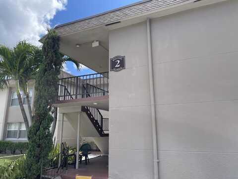 500 Davis Road, Palm Springs, FL 33461